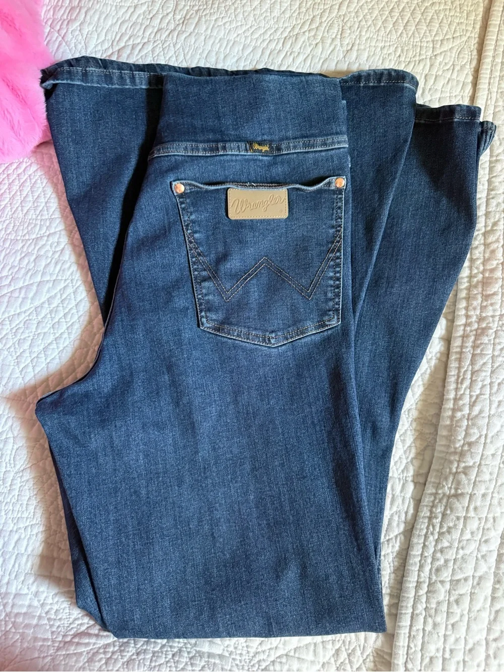 Wrangler Lainey Wilson High-Waist Dark Blue Flare Jeans for Women 34x34